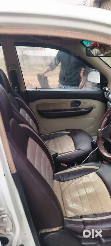 Santro 2013 Driven