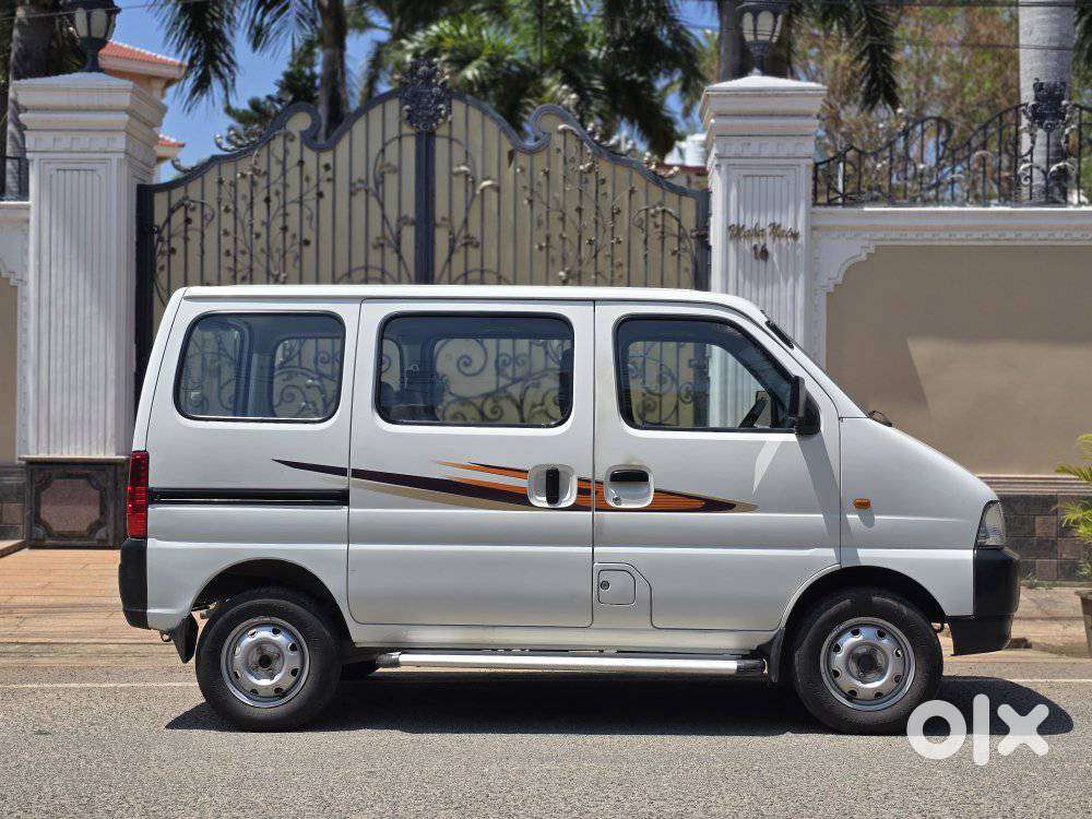 Maruti Suzuki Eeco 5 Seater Ac, 2017, Petrol