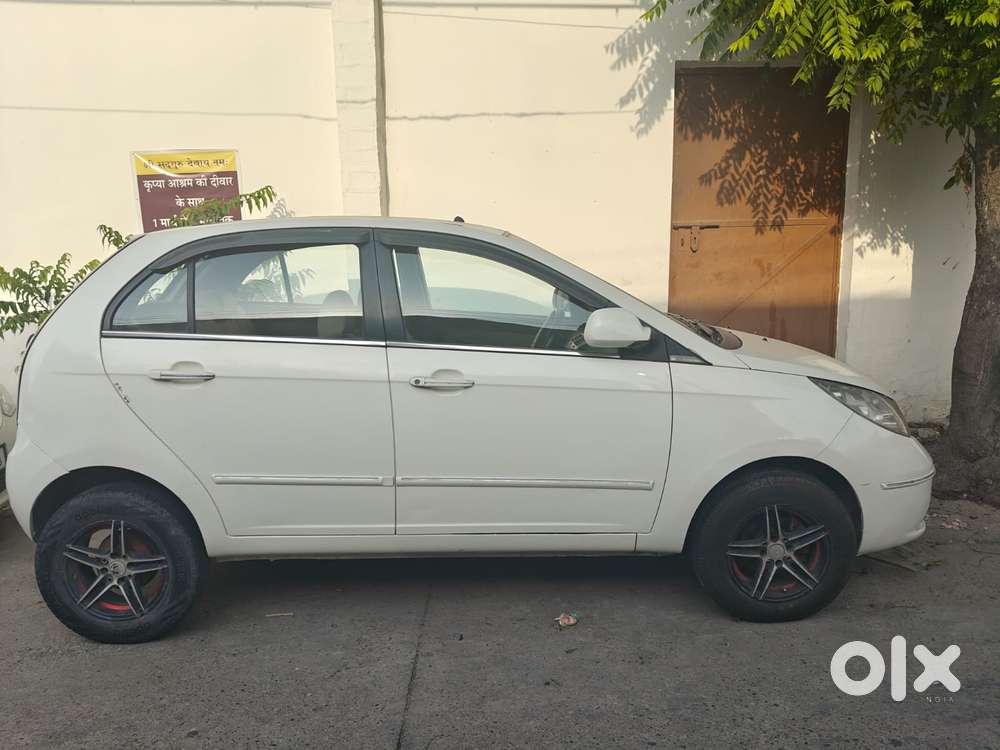 Tata Indica Vista Quadrajet Ls, 2012