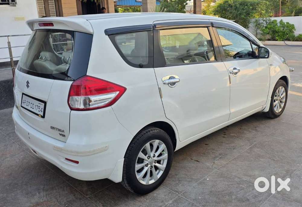 Maruti Suzuki Ertiga Vdi Shvs, 2014, Diesel