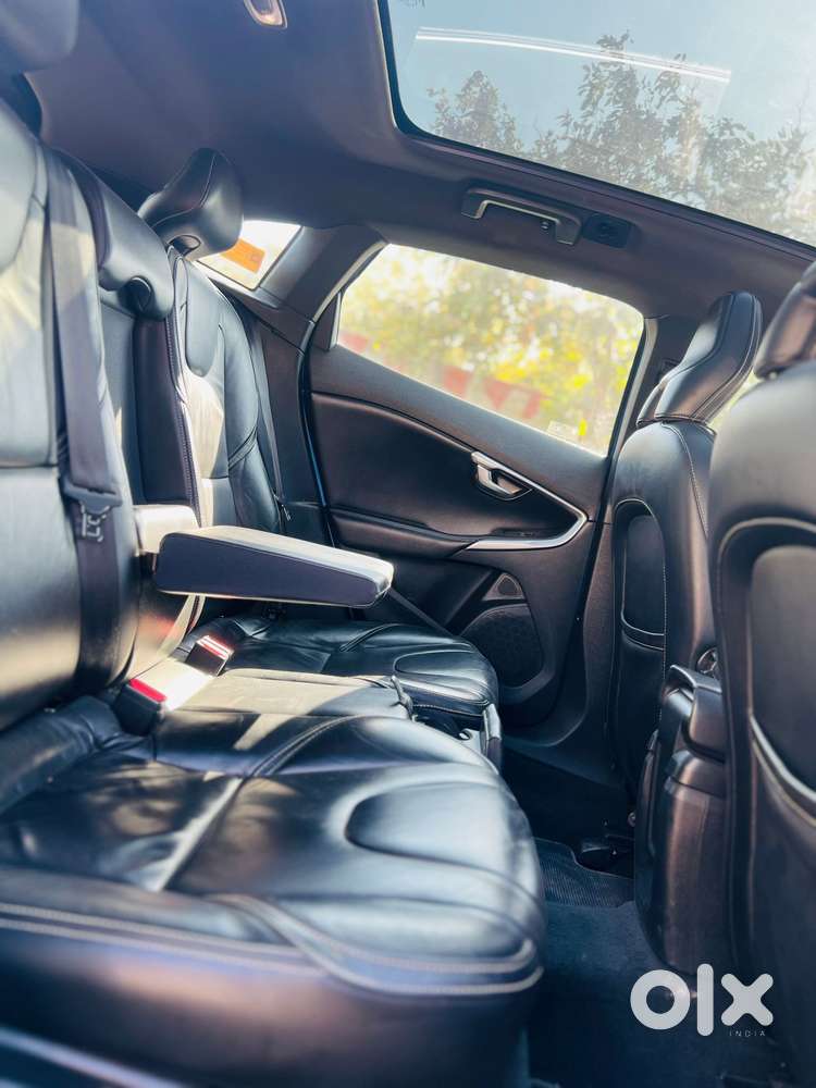 Volvo V40 D3 R Design, 2018, Diesel