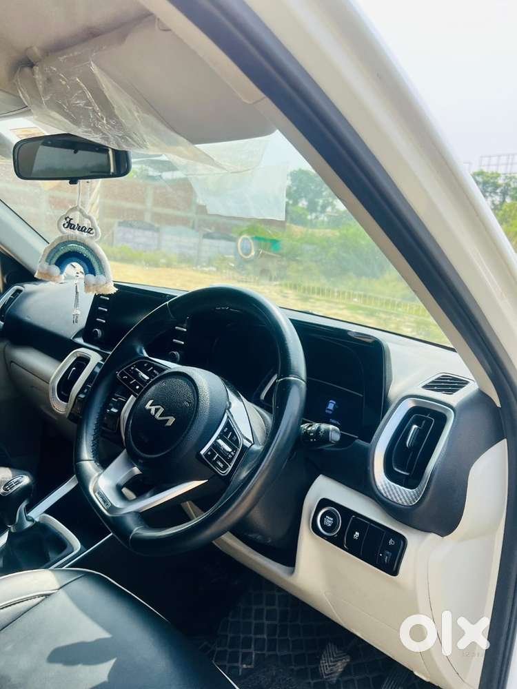 Kia Sonet Petrol 2022