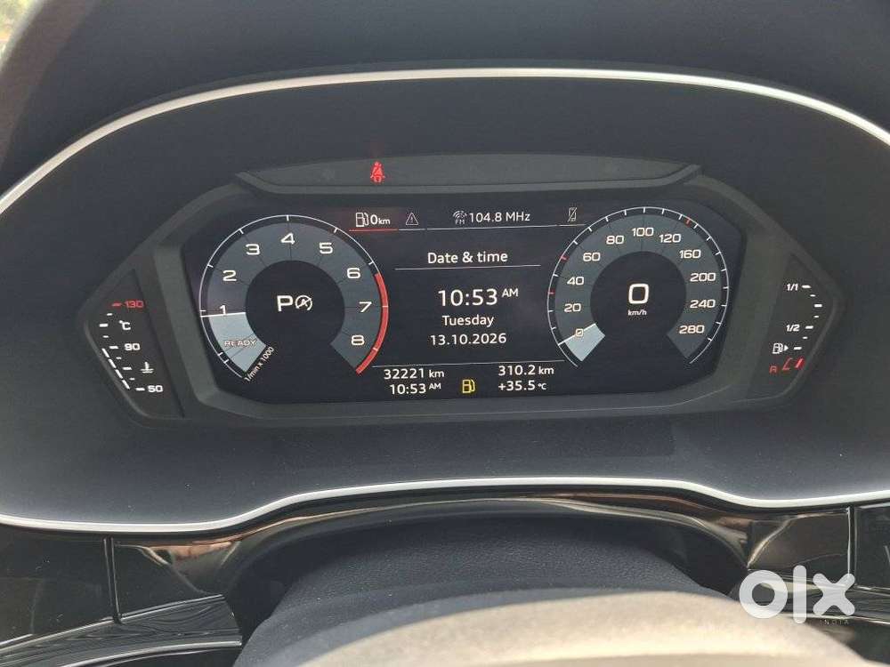 Audi Q3 40 Tfsi Premium, 2023, Petrol