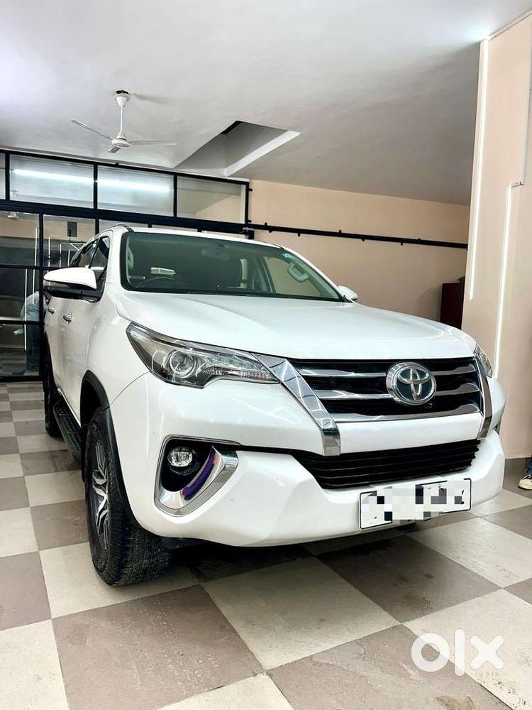 Toyota Fortuner 2018 Diesel 140000 Km Driven Pb Vip No