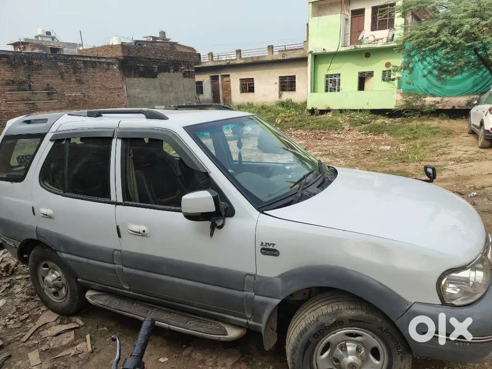 Tata Safari 2.2 Lx 2012 Second Owner