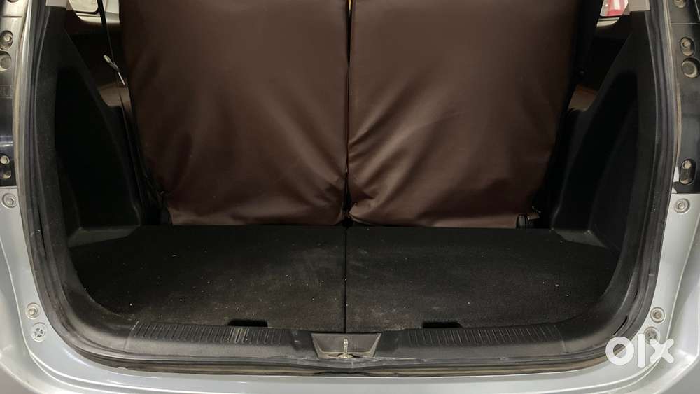Maruti Suzuki Xl6 Zeta At, 2022, Petrol