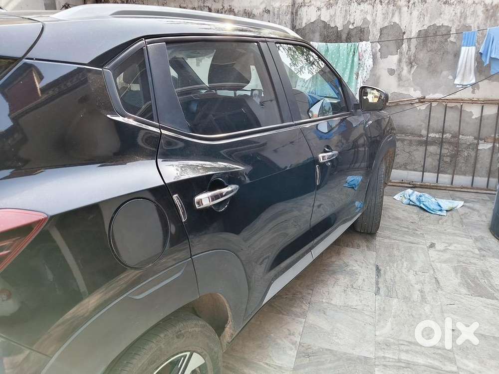 Nissan Magnite 2025 Petrol Well Maintained