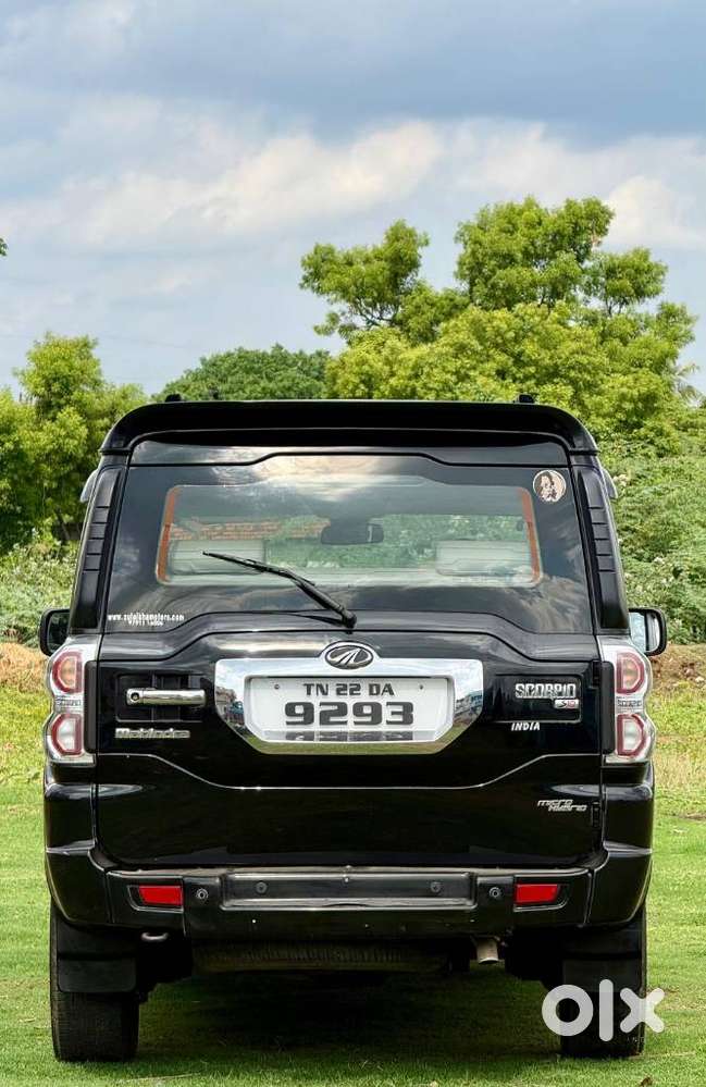Mahindra Scorpio S10 8 Seater, 2015, Diesel