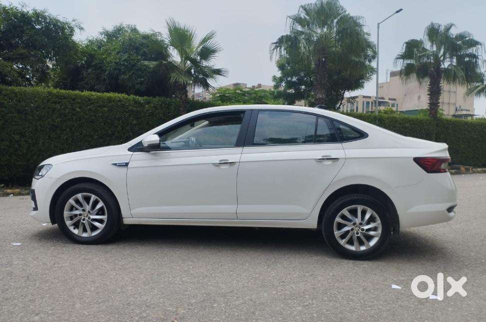 Skoda Slavia 1.0 Ambition Tsi, 2023, Petrol