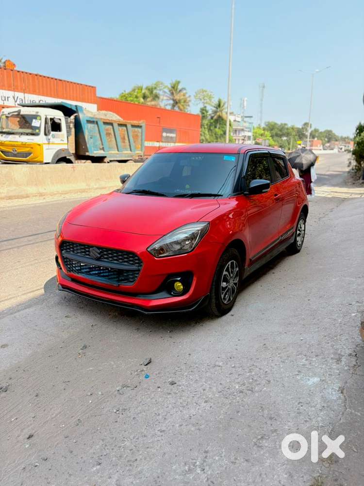 Maruti Suzuki Swift Vxi + Manual, 2023, Petrol