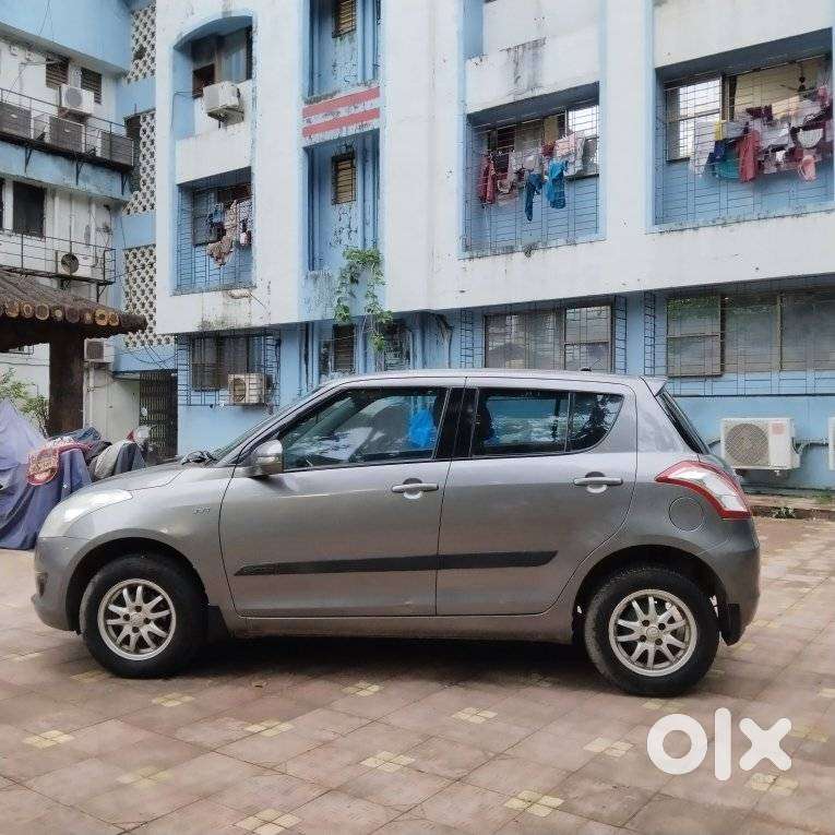 Maruti Suzuki Swift Vxi 1.2 Abs Bs-iv, 2012, Petrol
