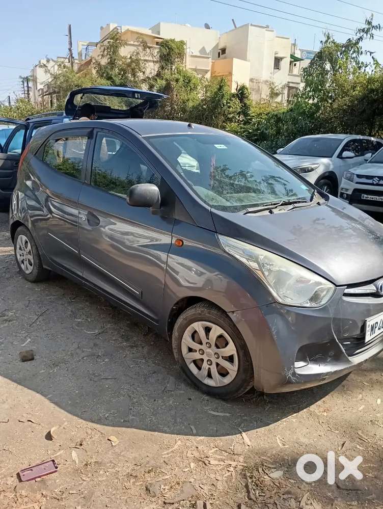 Hyundai Eon Magna+ 2017 Petrol Manual
