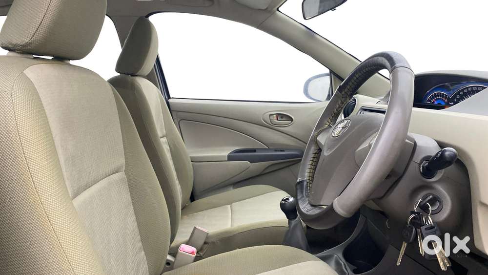 Toyota Etios Liva 2014-2016 G, 2015, Petrol