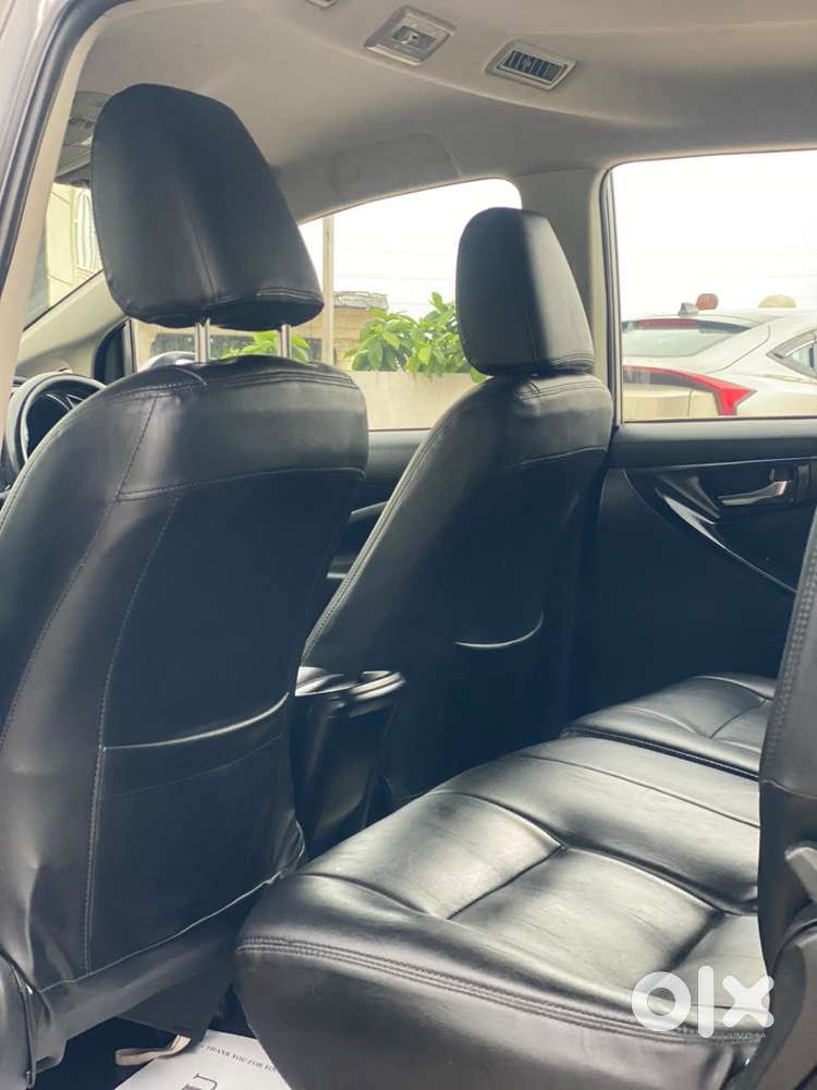 Toyota Innova Crysta 2.8 Gx At 7 Str, 2016, Diesel