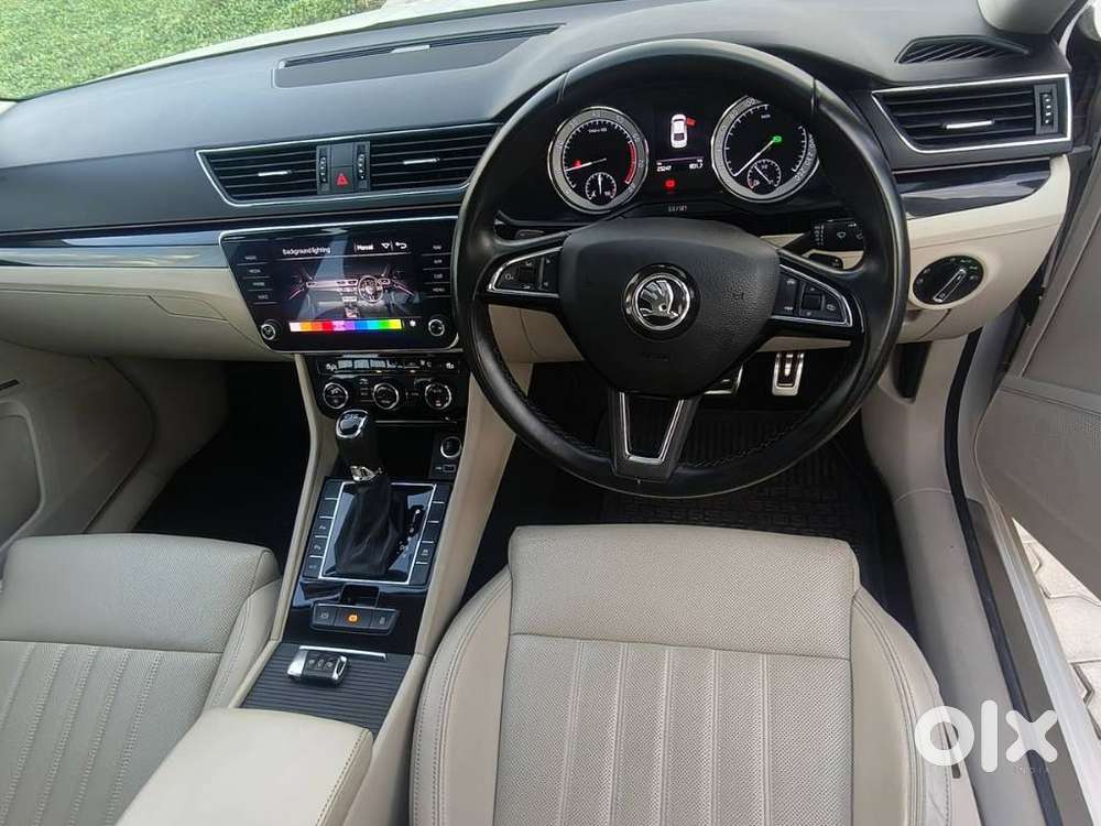 Skoda Superb L&k 1.8 Tsi At, 2020, Petrol