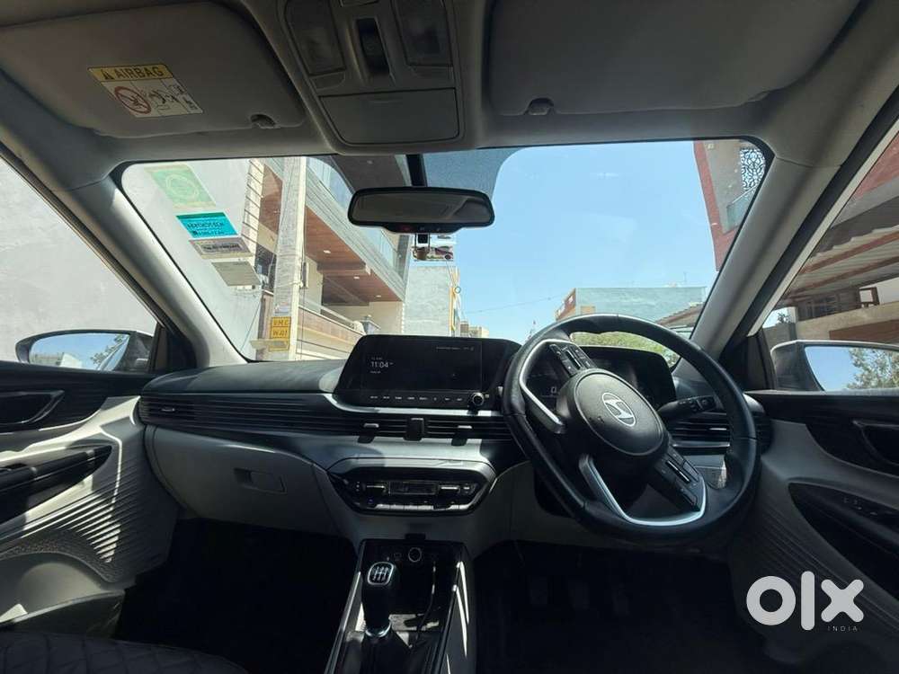 Hyundai I20 2024 Petrol 28000 Km Driven