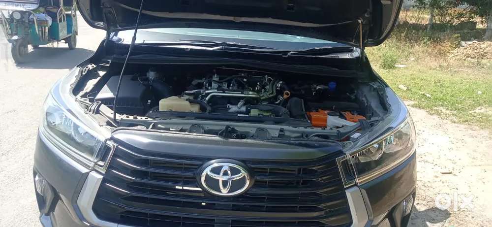 Toyota Innova Crysta 2022 Diesel 34500 Km Driven