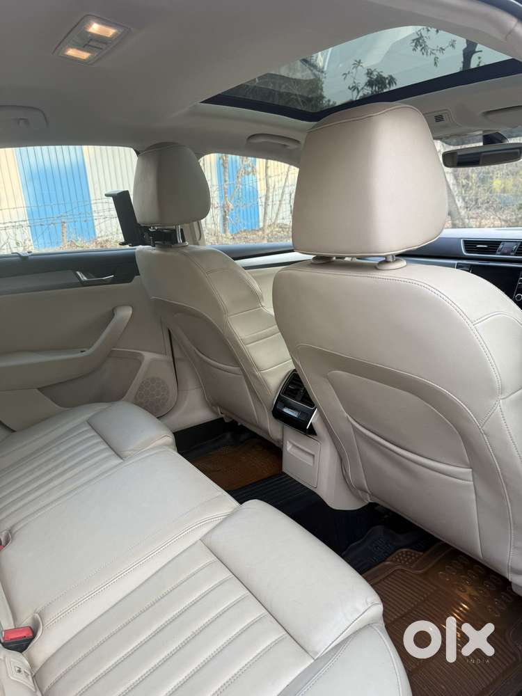 Skoda Superb Style 1.8 Tsi At, 2016, Petrol