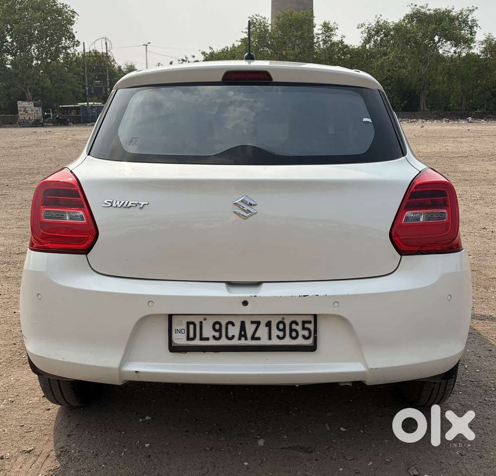 Maruti Suzuki Swift Vxi + Manual, 2022, Petrol