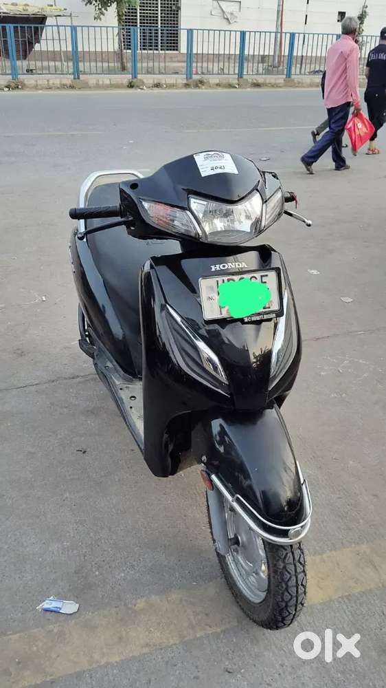 Ahmedabad Scooters Second Hand Bike Activa Price Activa Scooty - Main Image