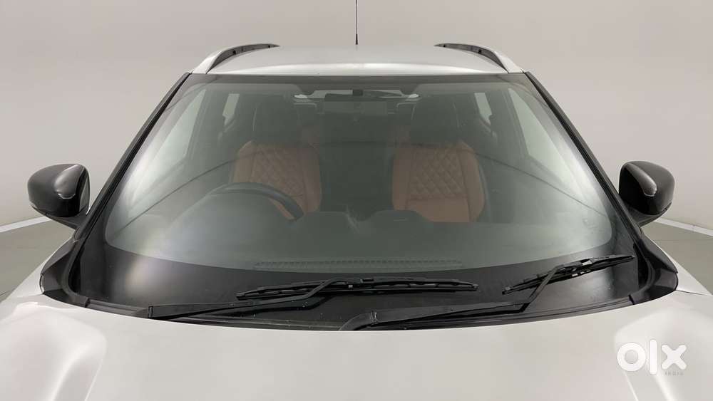 Nissan Magnite 1.0 Xv, 2021, Petrol