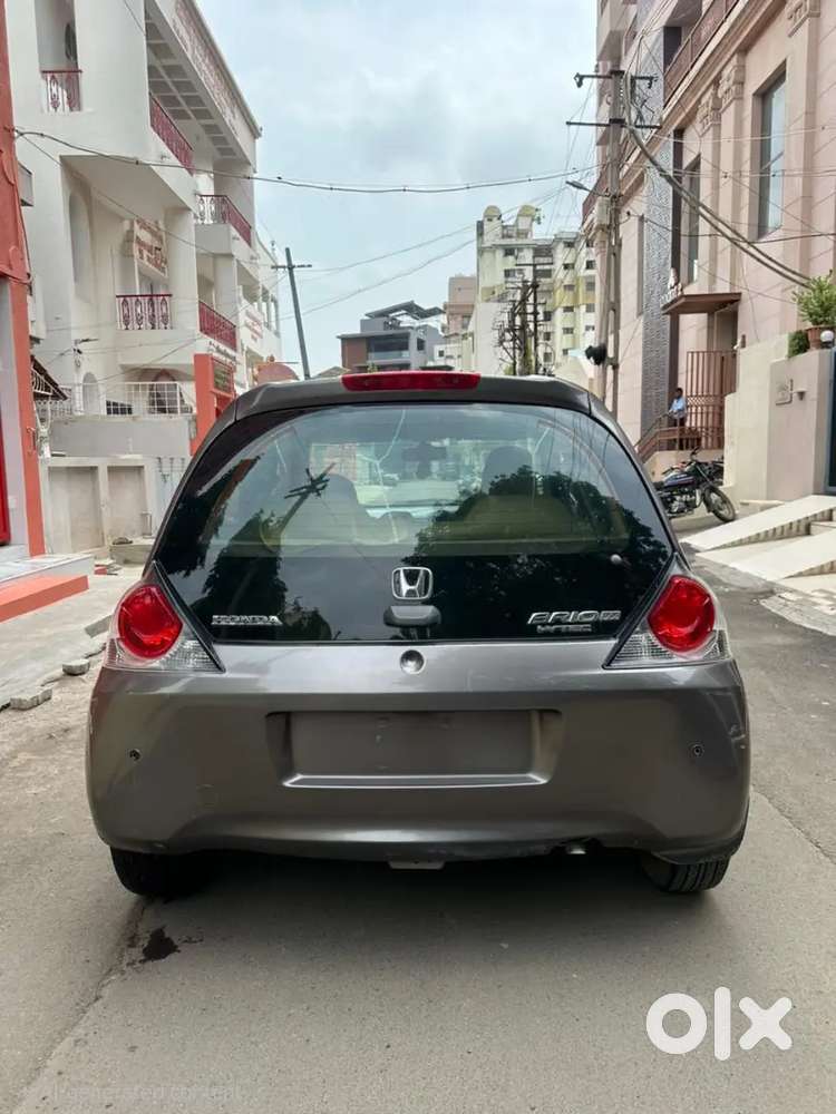 Honda Brio Vx At 2016