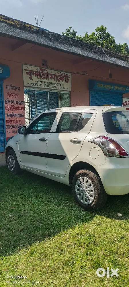 Maruti Suzuki Swift Lxi 2014 Petrol Car