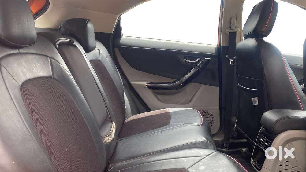 Tata Nexon 1.2 Revotron Xza Plus, 2019, Petrol
