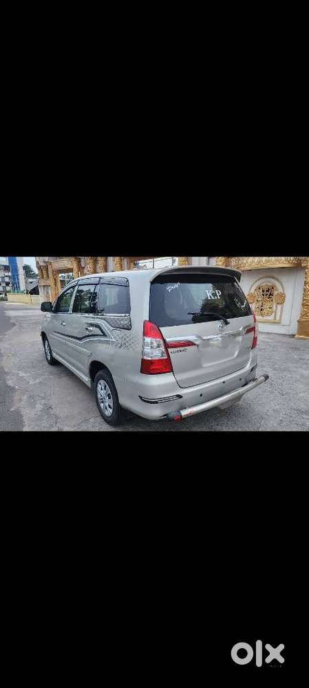 Toyota Innova 2.5 G (diesel) 8 Seater, 2013, Diesel