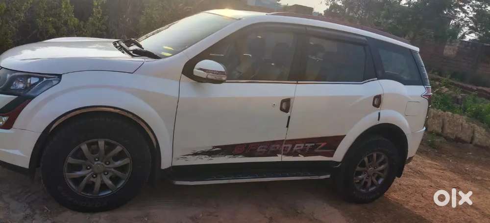 Mahindra Xuv500 2817 Diesel 82000 Km Driven