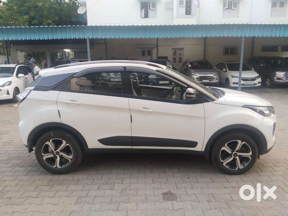 Tata Nexon 1.2 Revotron Xz Plus, 2022, Petrol