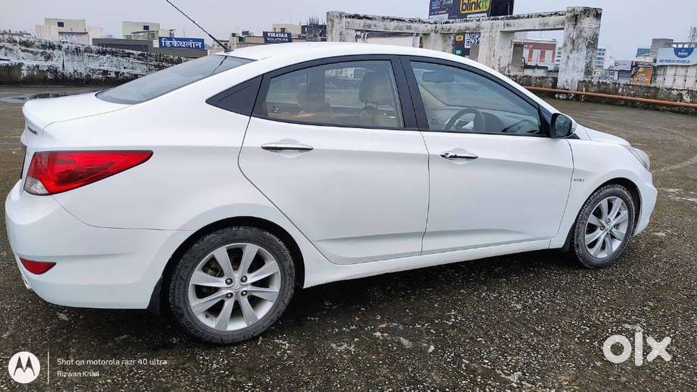 Hyundai Verna Fluidic 1.6 Vtvt Sx Opt, 2012, Petrol