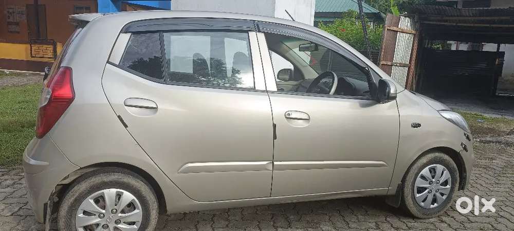 Hyundai Grand I10 Sportz 2012 Year Urgent Sales New Requirement