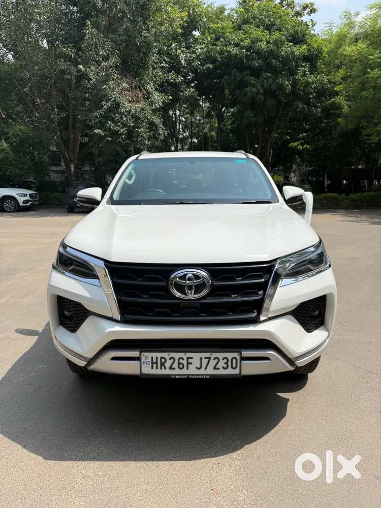 Toyota Fortuner 4x2 At 2.7 Petrol, 2024, Petrol
