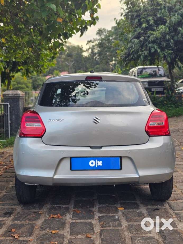 Maruti Suzuki Swift Vxi + Manual, 2018, Petrol