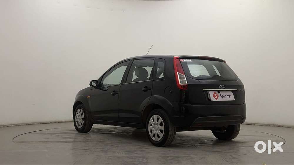 Ford Figo 2010-2012 Petrol Zxi, 2013, Petrol