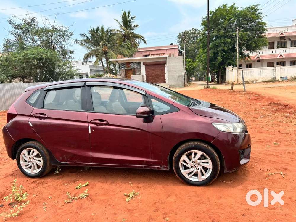 Honda Jazz 2016 Petrol Well Maintained