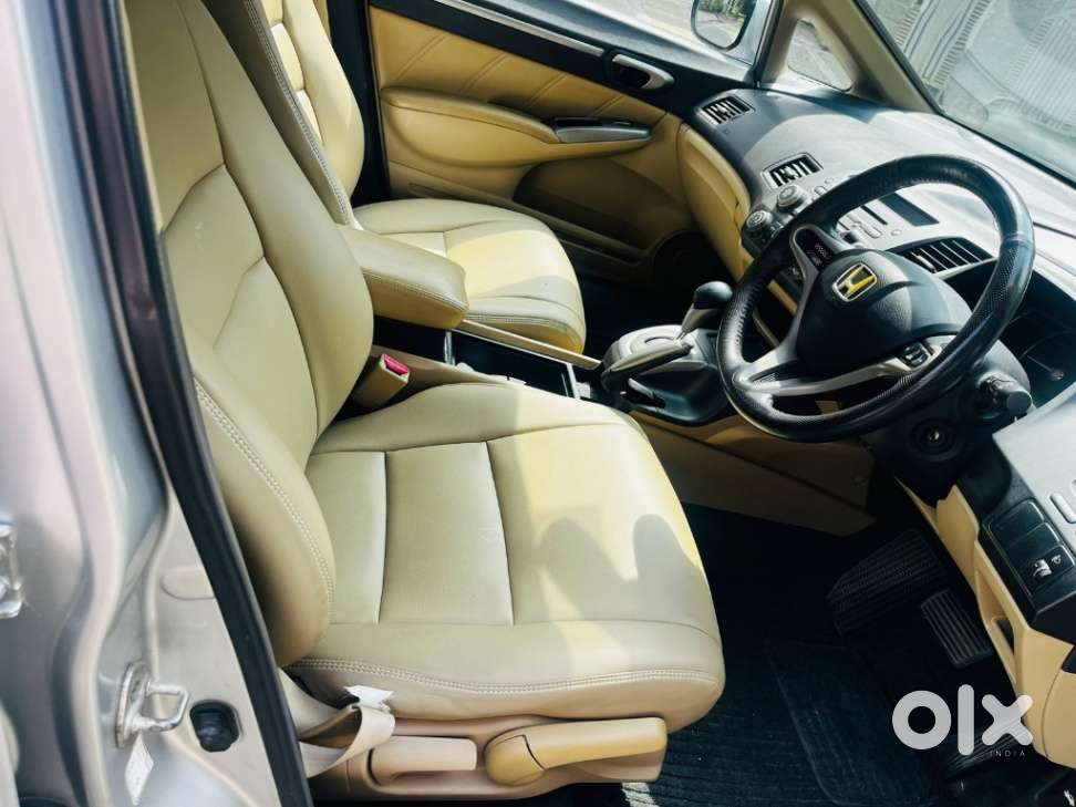 Honda Civic 1.8 V At Sunroof, 2011, Petrol