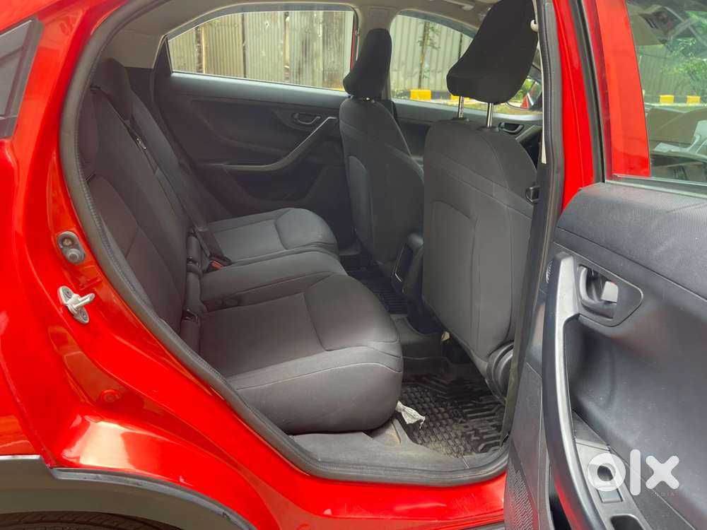 Tata Nexon Smart Plus S 1.2 Revotron Petrol 5 Mt, 2023, Petrol