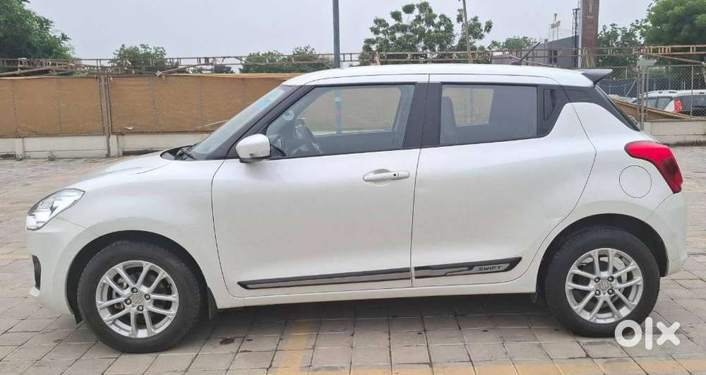 Maruti Suzuki Swift Amt Vvt Zxi, 2023, Petrol
