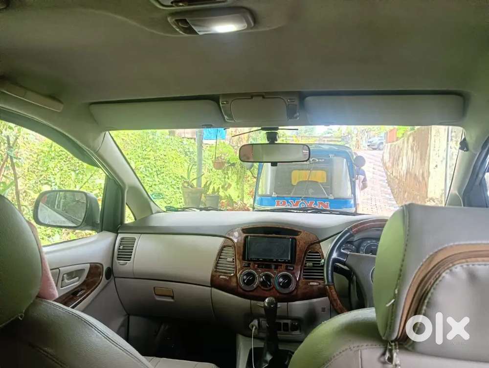 Toyota Innova 2009