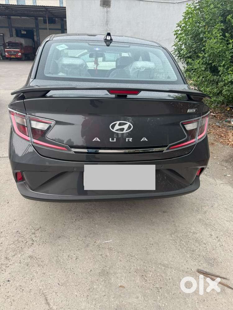 Hyundai Aura Sx 2025