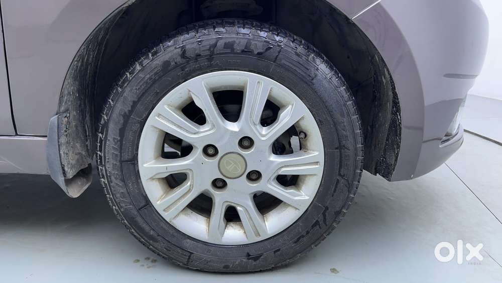 Tata Tiago Xz, 2016, Petrol