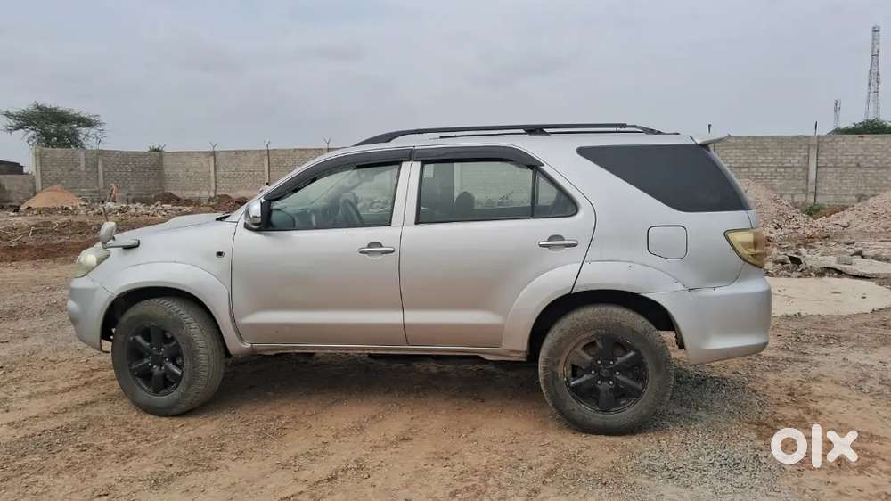Toyota Fortuner Diesel Manual 2012