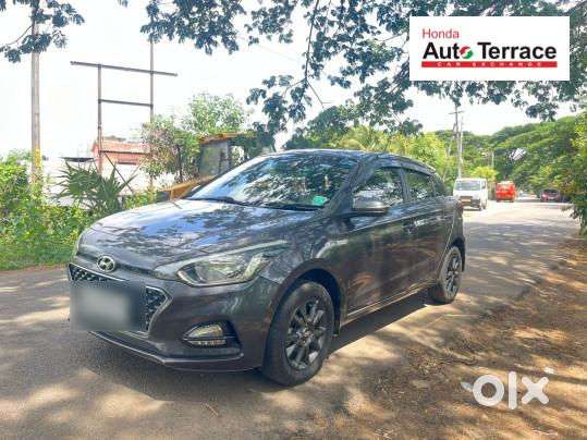 Hyundai I20 Sportz Petrol, 2020, Petrol