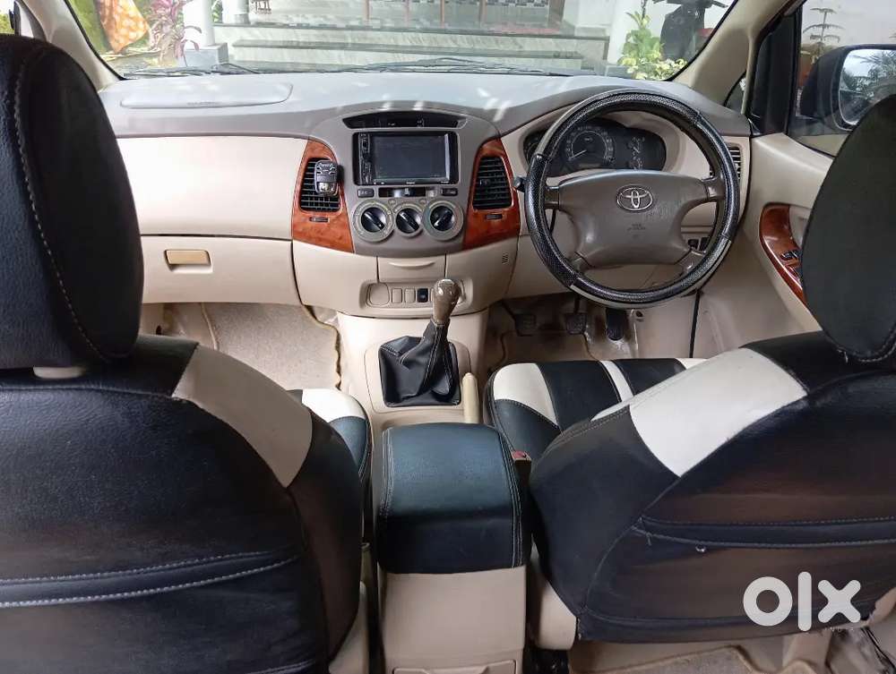 Toyota Innova 2010 Diesel 7 Seater &ndash; Well Maintained