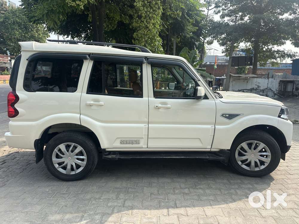 Mahindra Scorpio 2.2 S7 7 Str, 2018, Diesel
