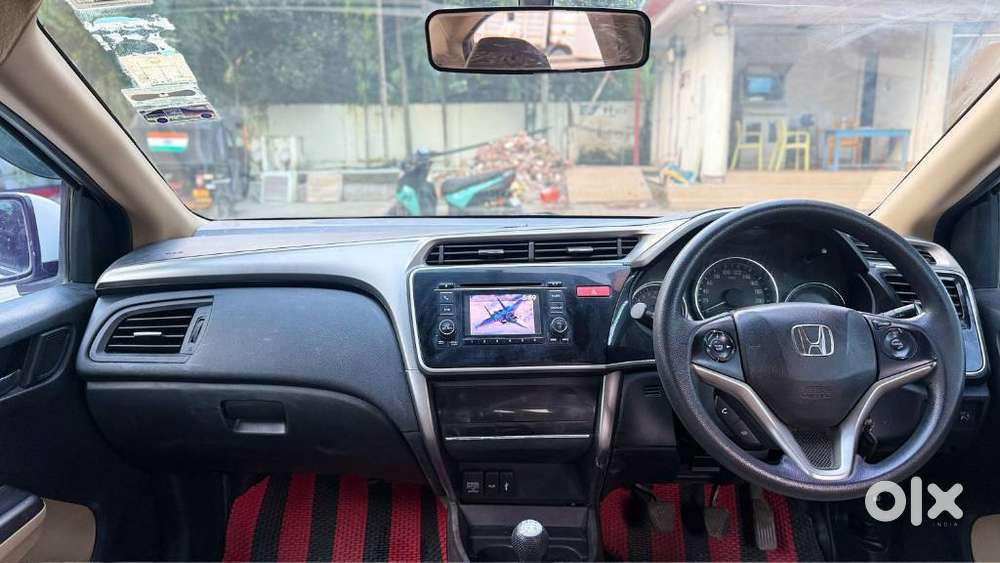Honda City V Mt, 2015, Petrol