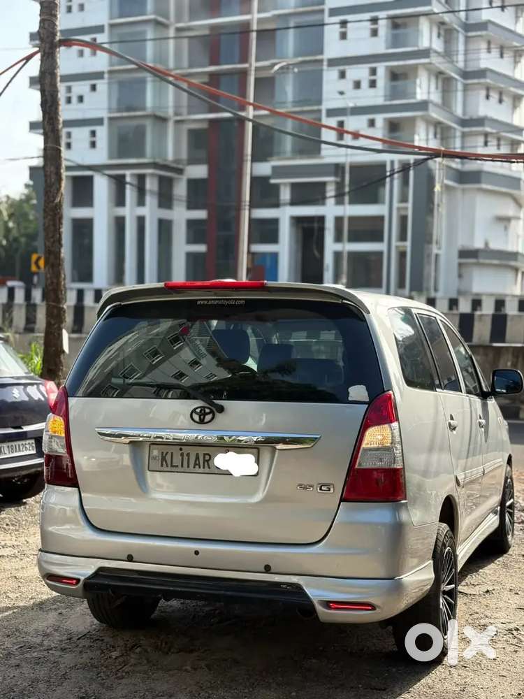 Toyota Innova 2013 Diesel 195000 Km Driven Please Text Me On Whatsapp