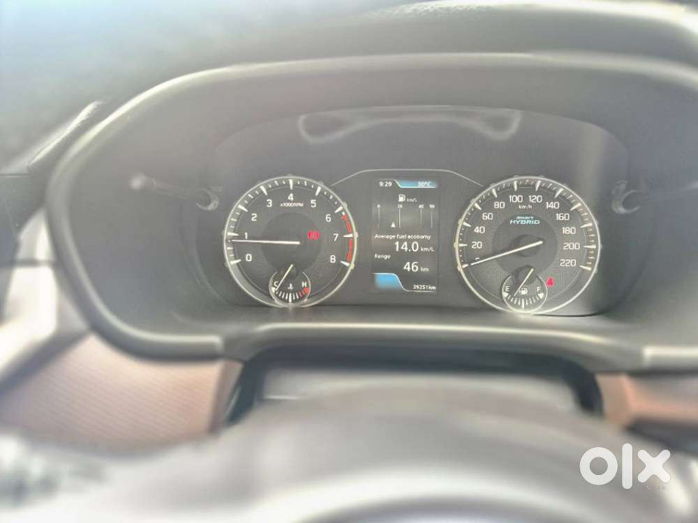 Maruti Suzuki Brezza 1.5 Zxi Plus Smart Hybrid Dual Tone, 2023, Petr..